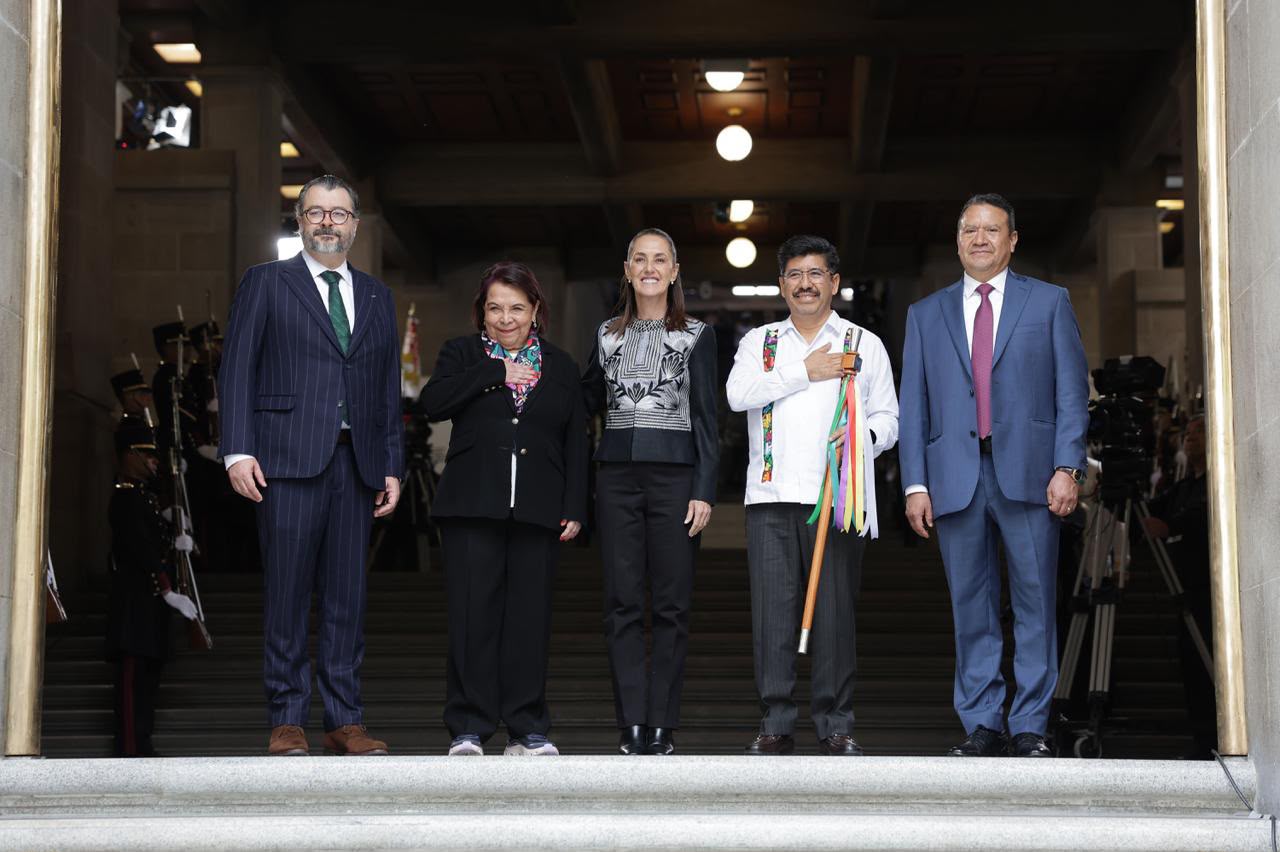 Segunda fotografía de la presentación del informe del primer año de trabajo de la Suprema Corte